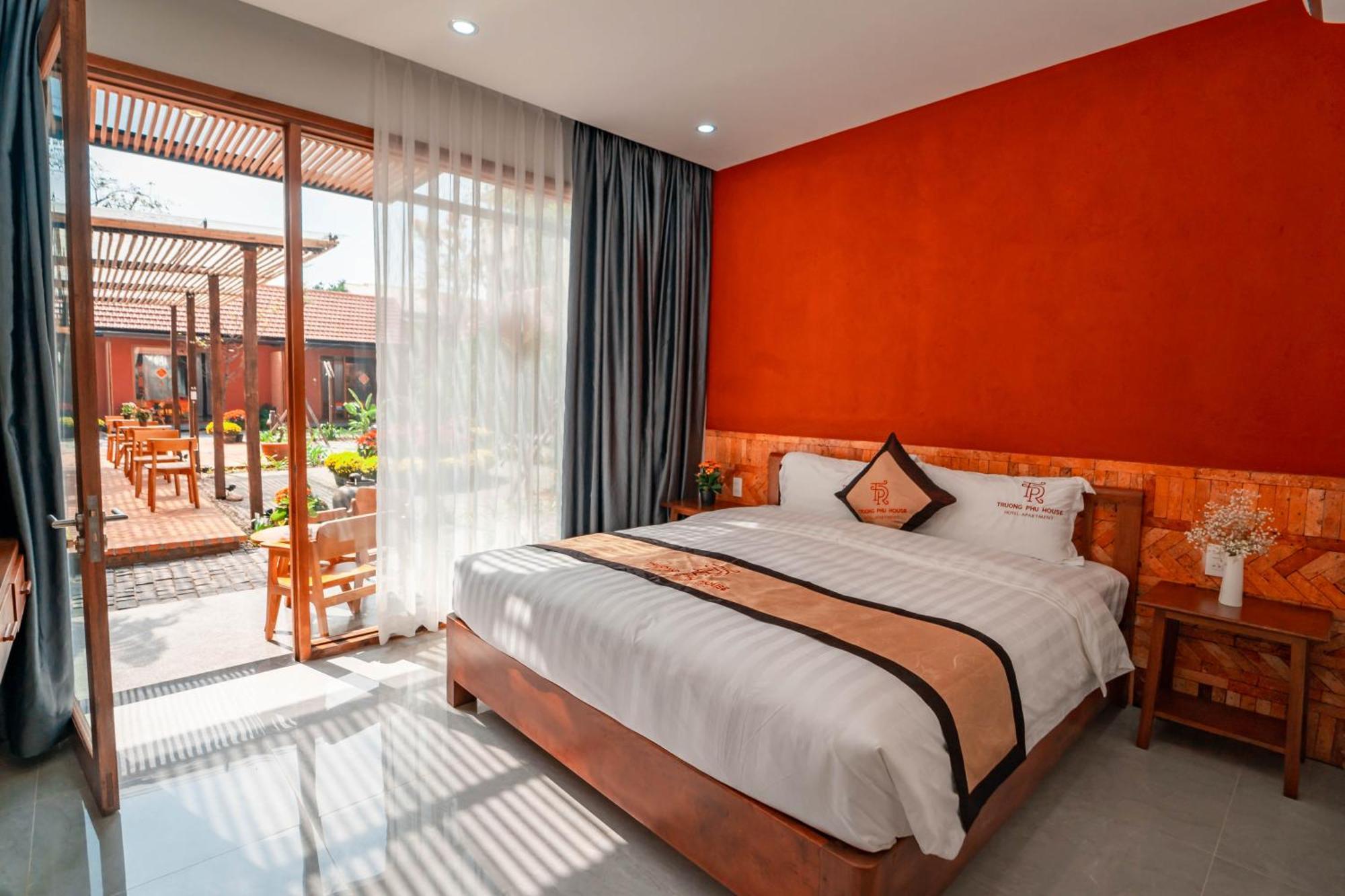 Truong Phu House - Hotel & Apartment フエ エクステリア 写真